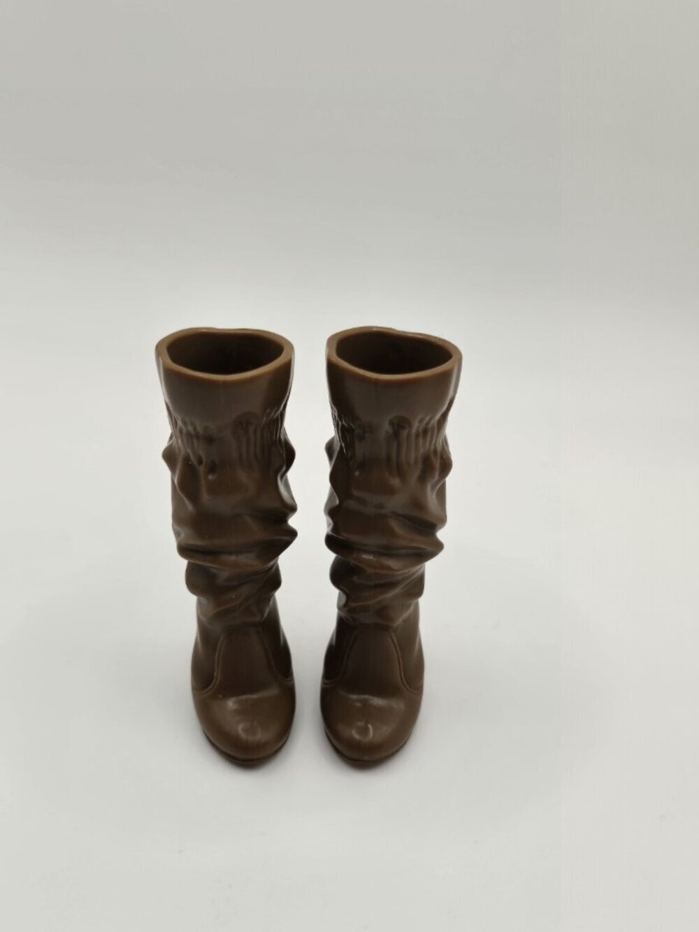 Bratz 10th Anniversary Party Yasmin Brown Slouchy Boots Replacement - Picture 5 of 6